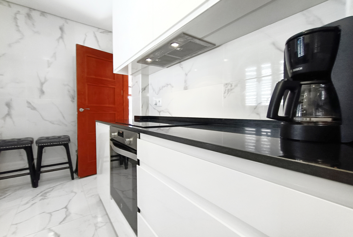 Beautiful 3 Bed Upgraded Villa with Stunning Golf Views & Extended Sunroom 29